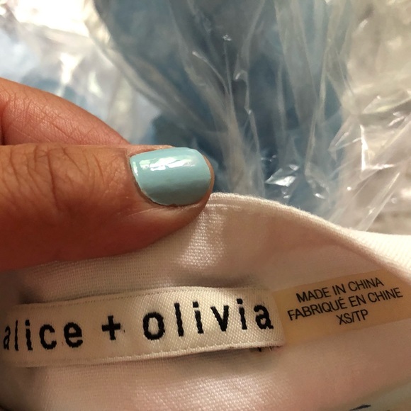 Alice and Olivia Blazer and Short Set - Picture 6 of 13